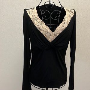 KAREN KANE BLACK TOP WITH SOME LACE